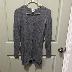 Old Navy Charcoal V-Neck Tunic